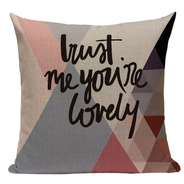 Coussin De Canapé Forme Triangle