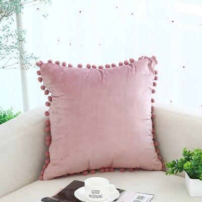Coussin Velours Pompon